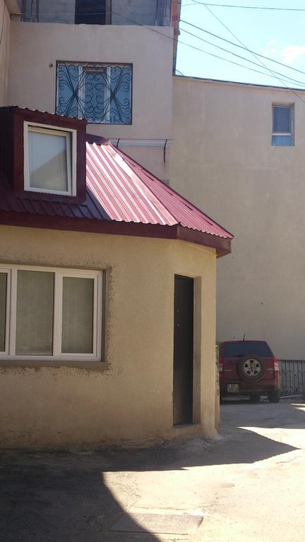 Guest House Madonna Tbilisi Exterior foto