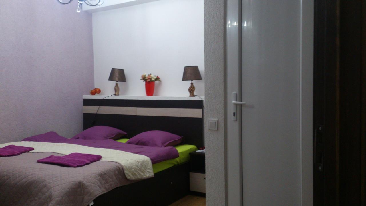 Guest House Madonna Tbilisi Exterior foto